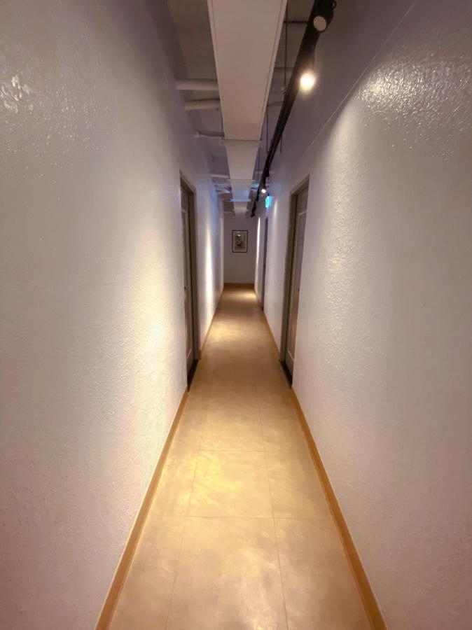 Hotel Huru House Taichung Luaran gambar