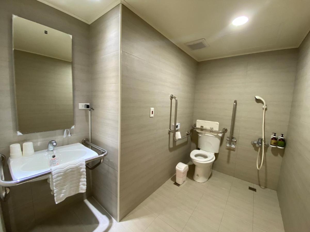 Hotel Huru House Taichung Luaran gambar
