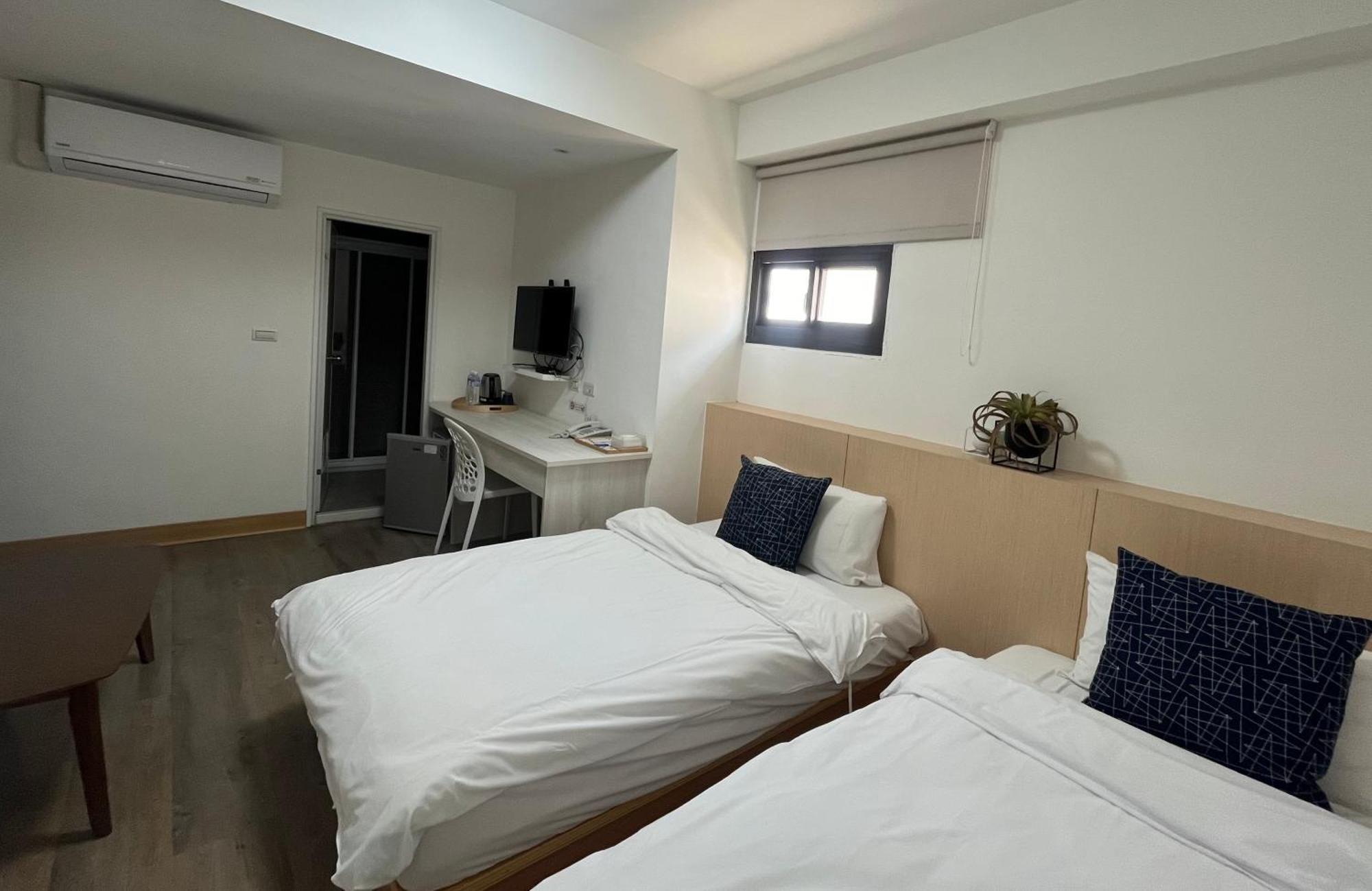 Hotel Huru House Taichung Luaran gambar